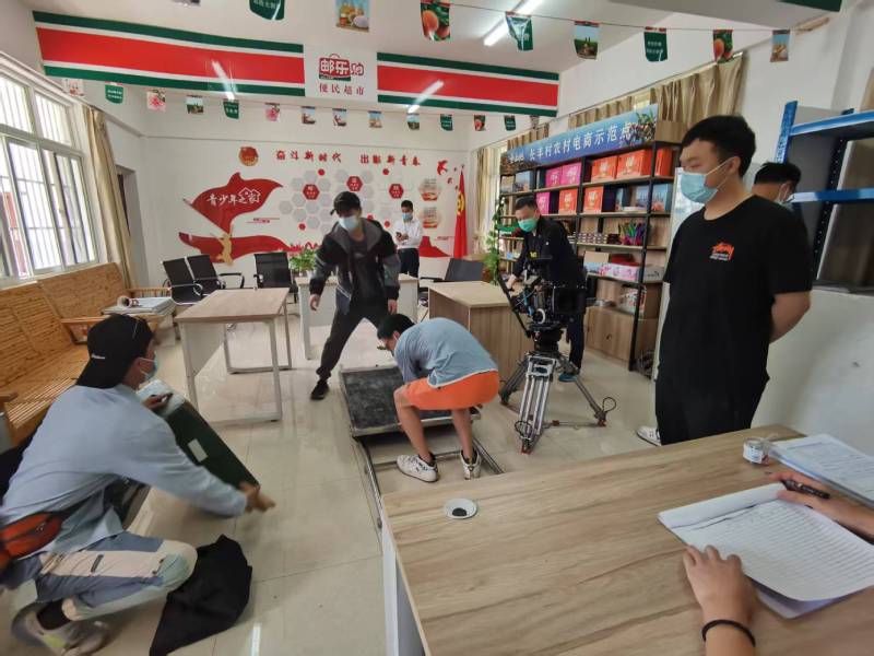 同仁县广告片拍摄公司：极简主义践行者，少即是多的视觉哲学